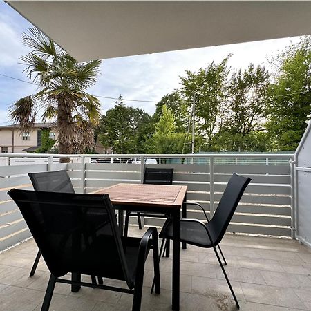 Residence Eva - Carraro Immobiliare Jesolo - Family Apartments Cavallino-Treporti Buitenkant foto