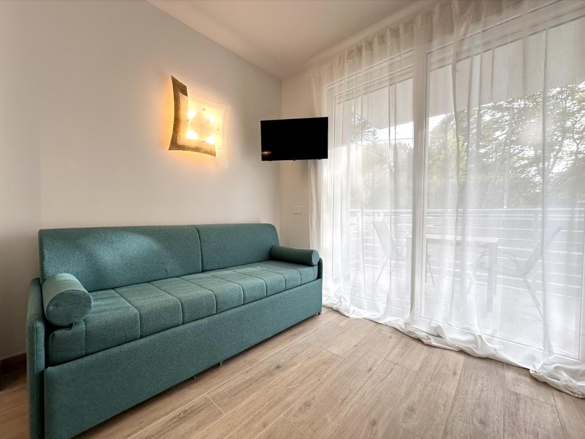 Residence Eva - Carraro Immobiliare Jesolo - Family Apartments Cavallino-Treporti Buitenkant foto